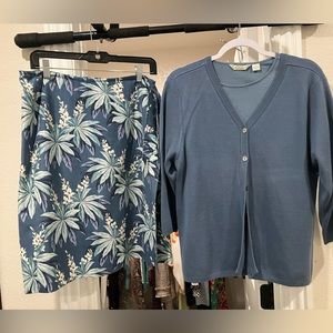 Great Tommy Bahama 3 Piece Outfit. Wrap skirt, tshirt and sweater.